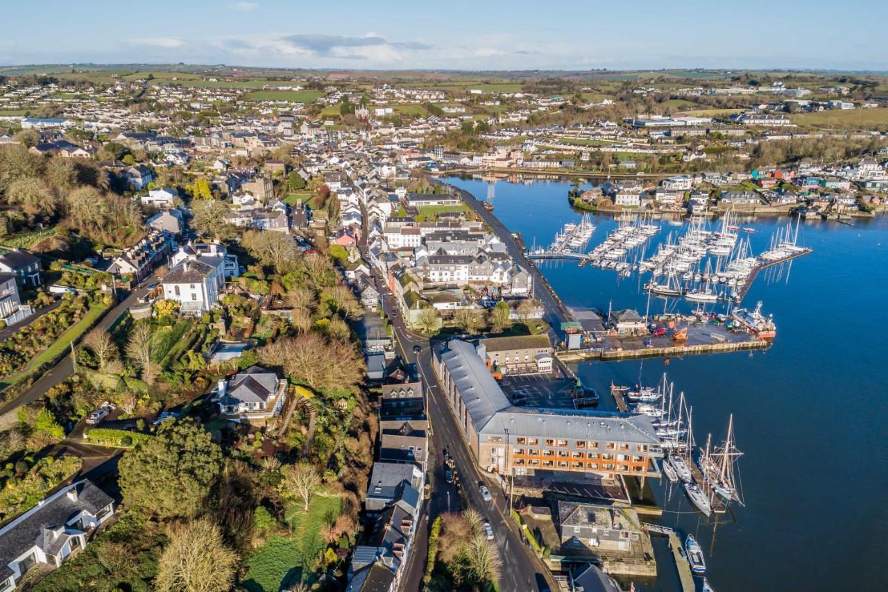 Ocean View,Kinsale, Hosted By Exquisite Holiday Homes, Sleeps 22 Zewnętrze zdjęcie