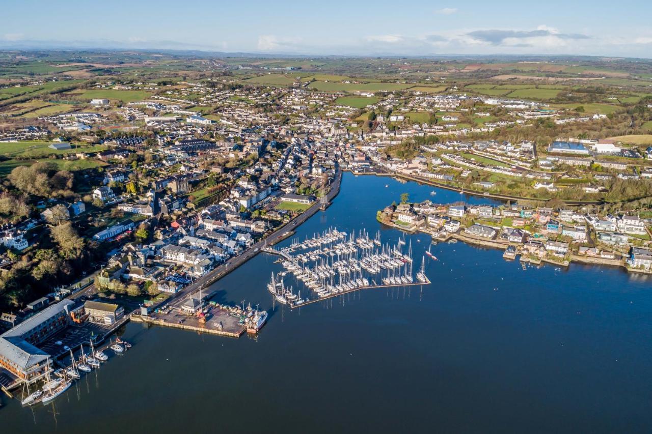 Ocean View,Kinsale, Hosted By Exquisite Holiday Homes, Sleeps 22 Zewnętrze zdjęcie